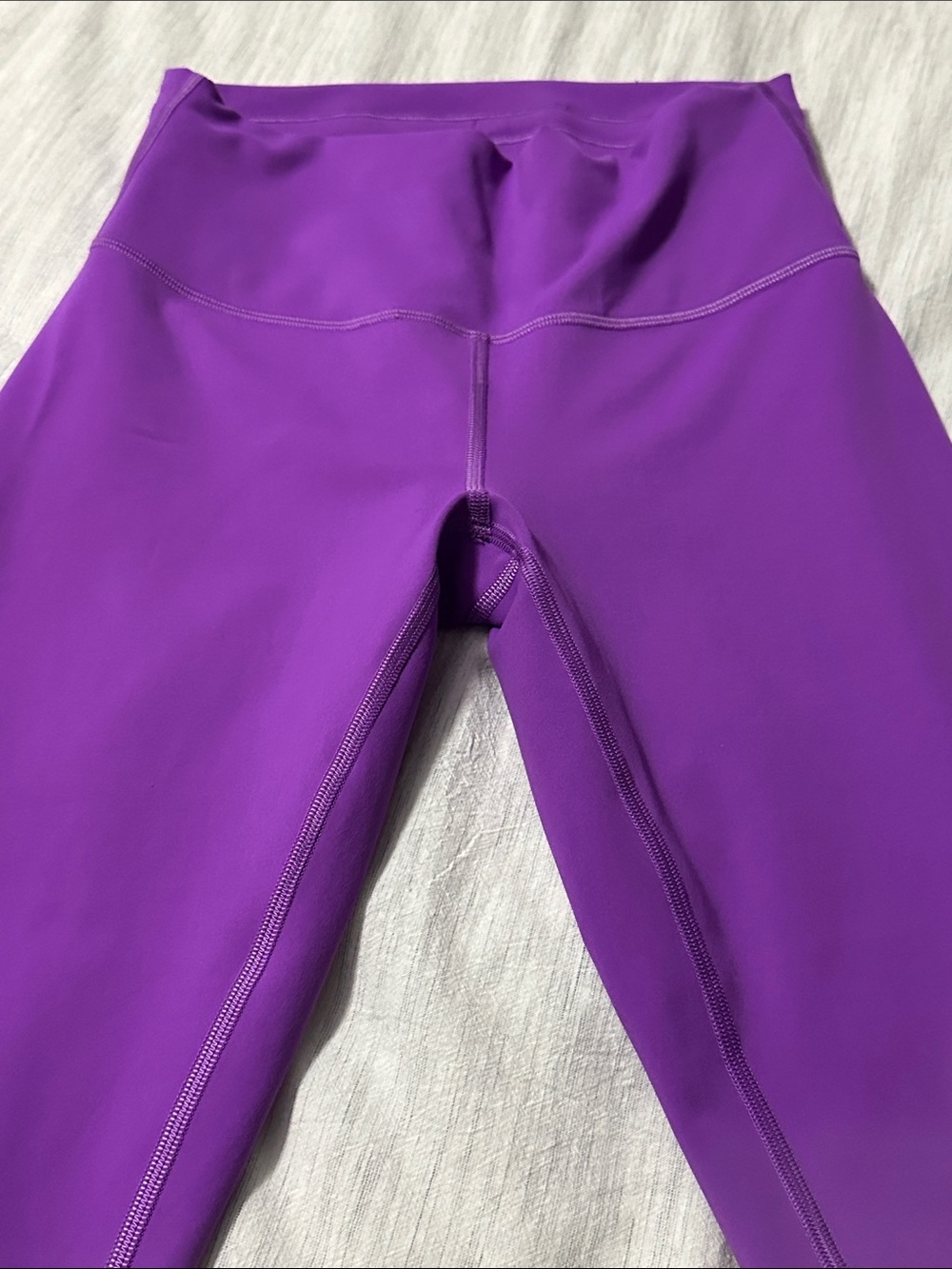 Lululemon Wunder Train High Rise Crops - Picture 4 of 9